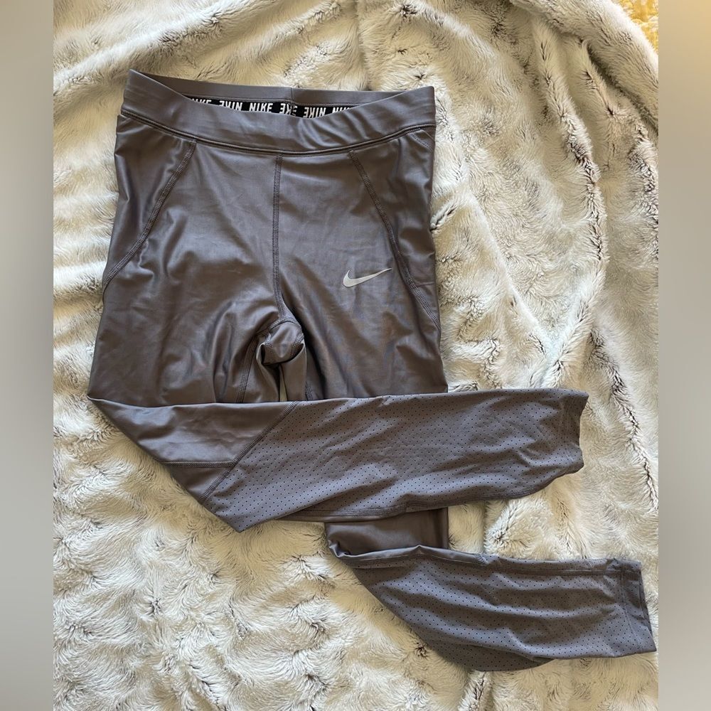 Nike leggings pants stretchy silver grey gray size small gym workout yoga small
